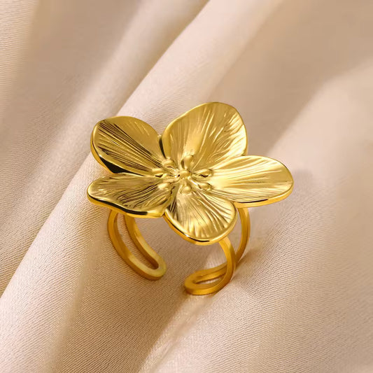 Gold Flower Ring